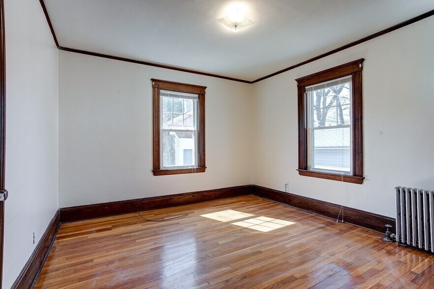Building Photo - 152 Theodore Parker Rd