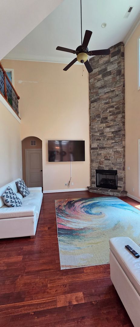 Building Photo - Executive home in Lewisville gated community