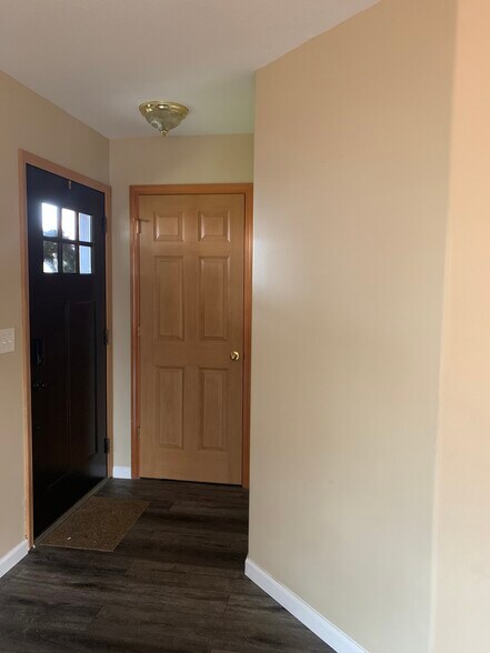 Front door and Cost closet - 206 E Illinois St