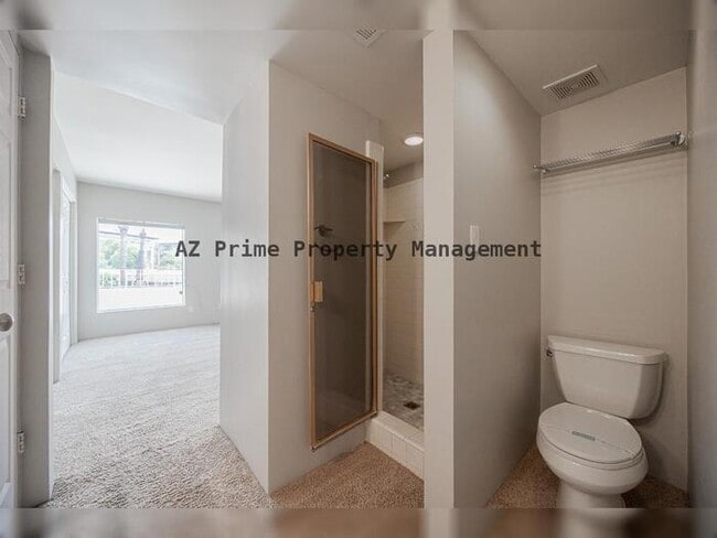 Building Photo - 4922 N 42nd Way