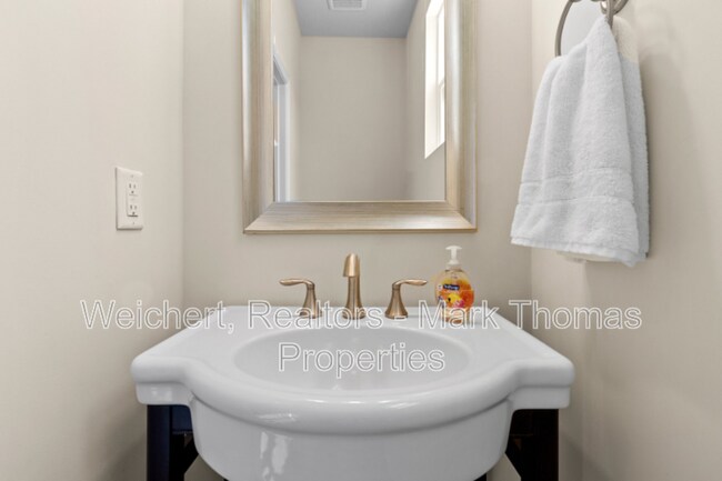 Building Photo - 4340 Flintlock Ln