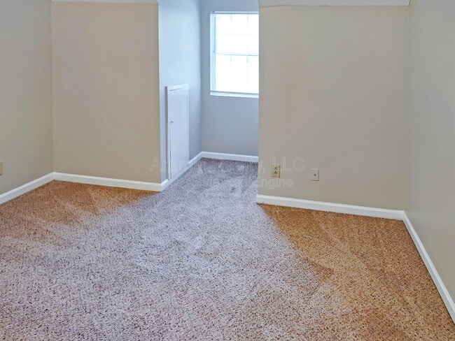 Building Photo - 117 Oriole Dr