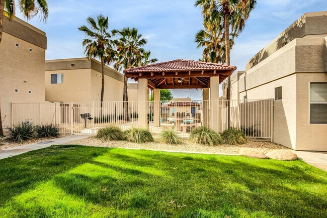 Building Photo - 3221 N 37th St