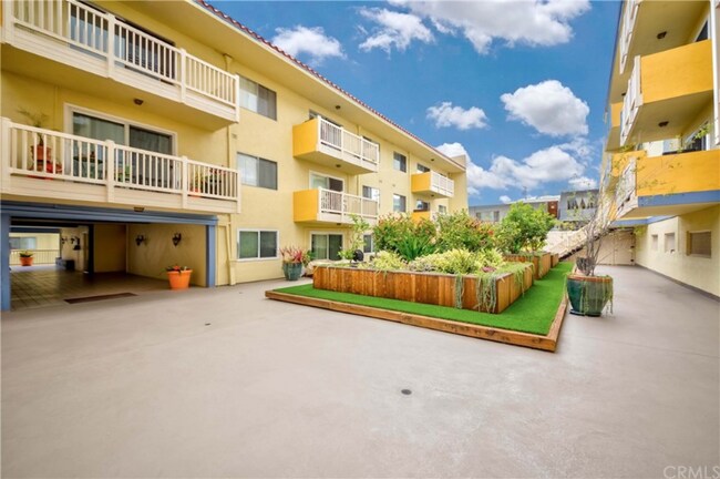 Building Photo - 1707 E Pacific Coast Hwy