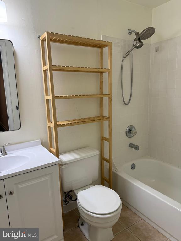 Building Photo - 4637 Luxberry Dr