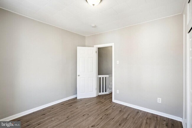 Building Photo - 1631 S Etting St