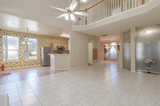 Building Photo - 15119 Leila Bend Dr