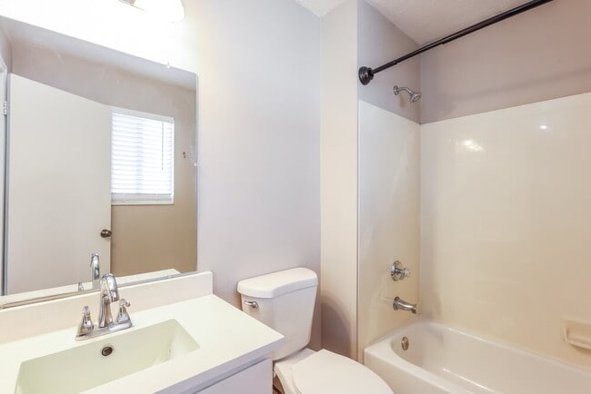 Building Photo - 1658 W 8430 S