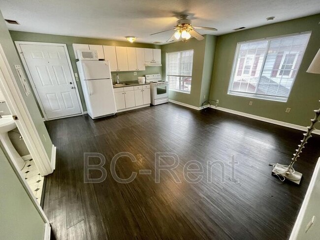 Building Photo - 434 Wayne St