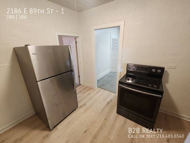 Building Photo - 2186 E 89th St