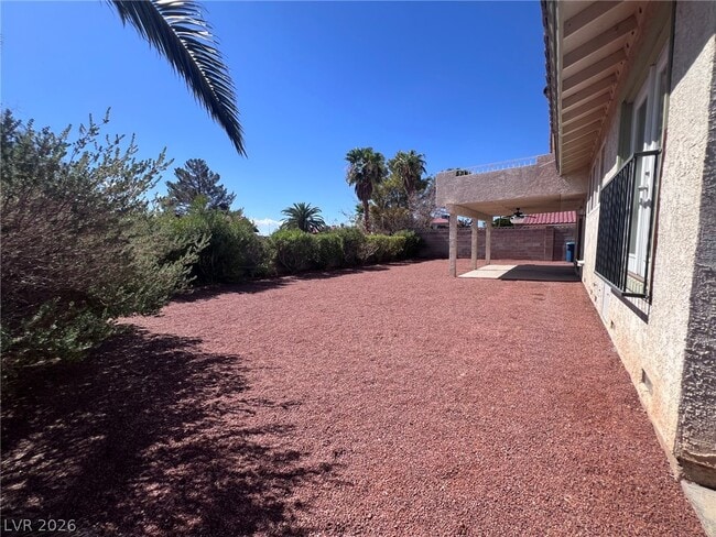 Building Photo - 3850 S Spitze Dr