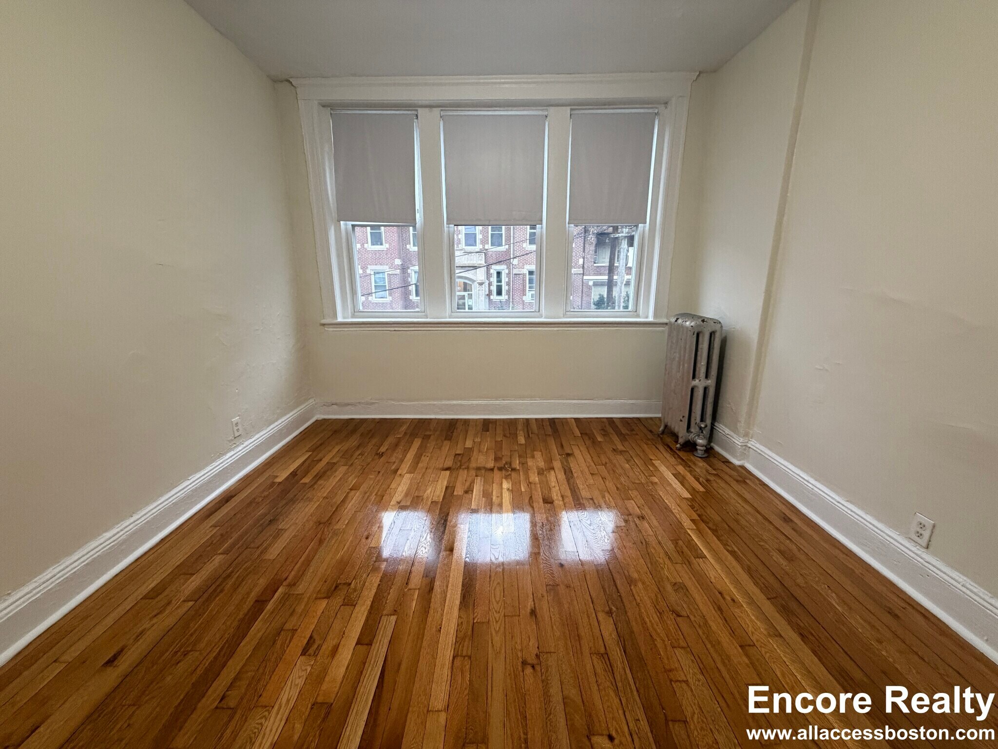 Building Photo - 109 Brainerd Rd