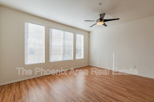 Building Photo - 2401 E Rio Salado Pkwy