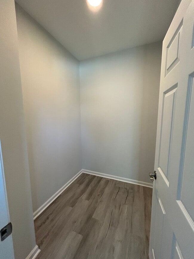 Building Photo - 2022 Trimble Rd