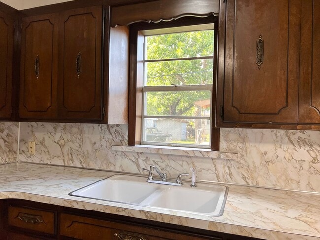 Building Photo - Home for Rent in Hot Springs!