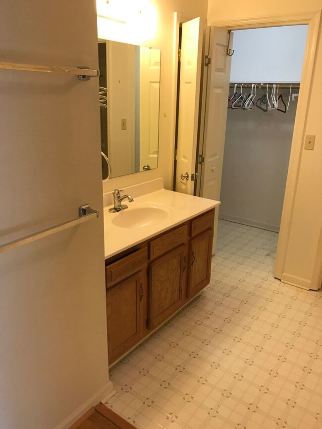 Building Photo - Great 3BR/2BA Townhouse in Mill Creek