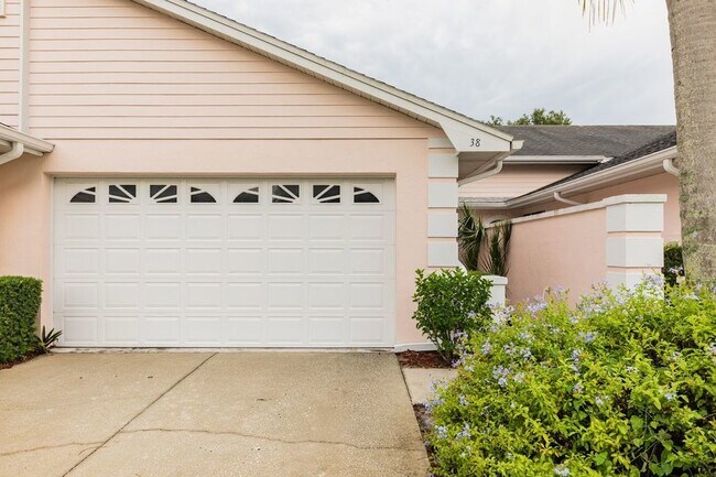 Primary Photo - 38 Enclave Dr
