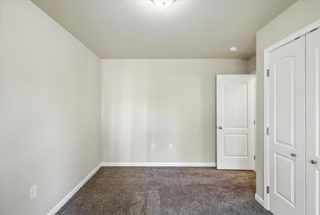 Building Photo - 4866 S Danielle St