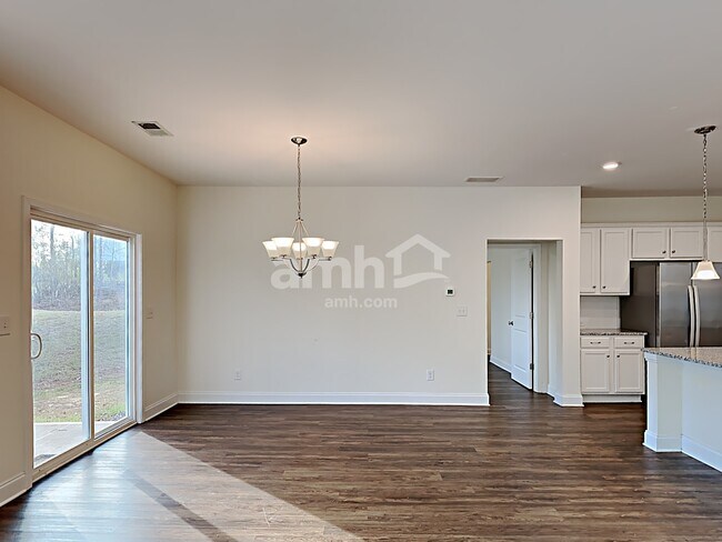 Building Photo - 145 Lindridge Dr