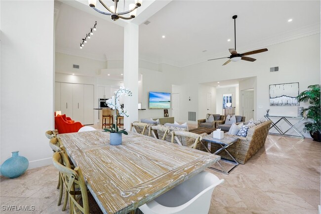 Building Photo - 1560 Clermont Dr