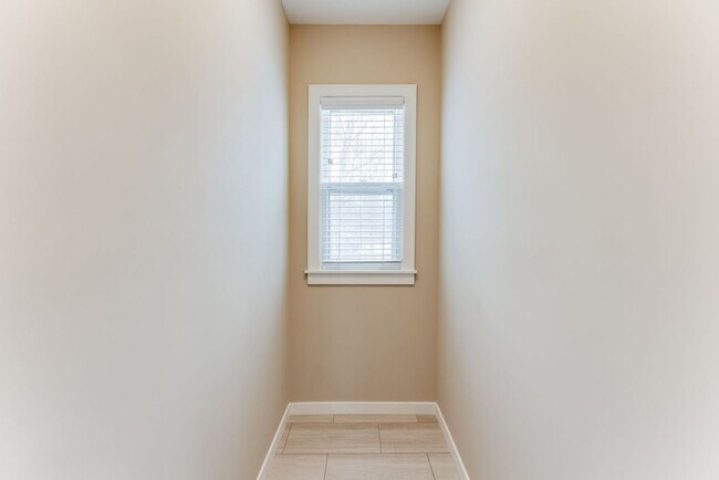 Building Photo - 273 W Sturgis St