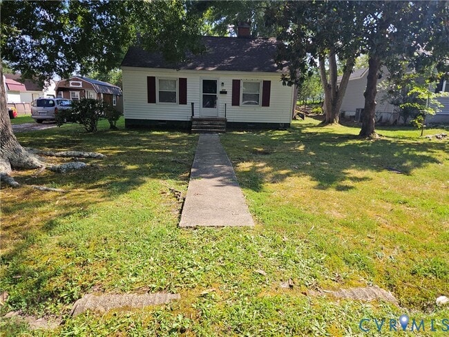Primary Photo - 305 5th St