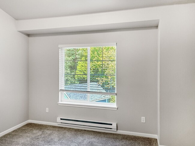 Building Photo - Affordable Bothell Condo