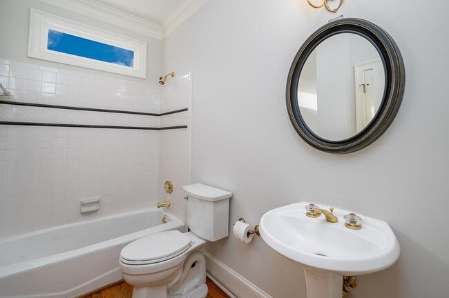Building Photo - 9445 Stoney Ridge Ln