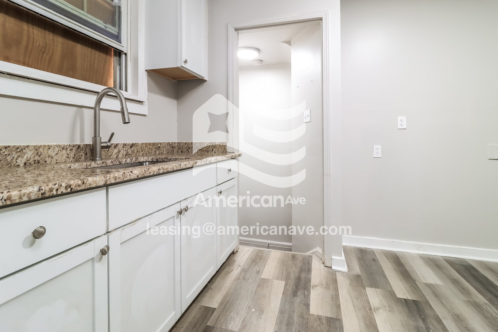 Building Photo - 4604 Bedford St