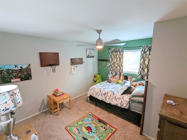 Building Photo - 13374 Trail Hollow Dr