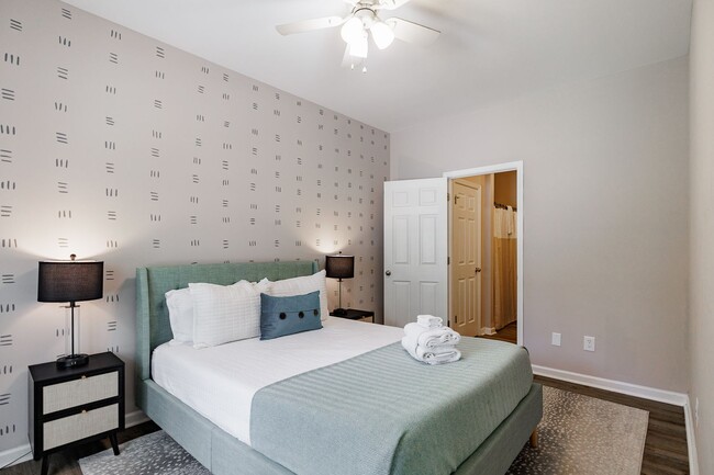 Building Photo - PRE LEASING!! AVAILABLE AUGUST 15TH 2025!!...