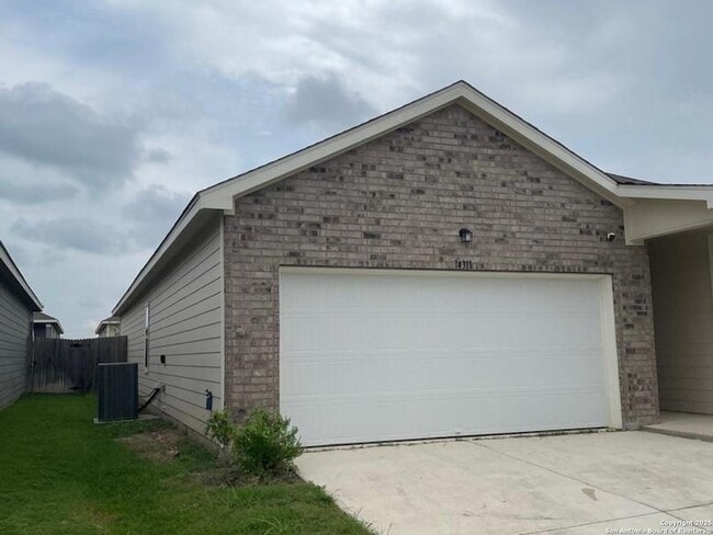 Building Photo - 14311 Gila Crossing