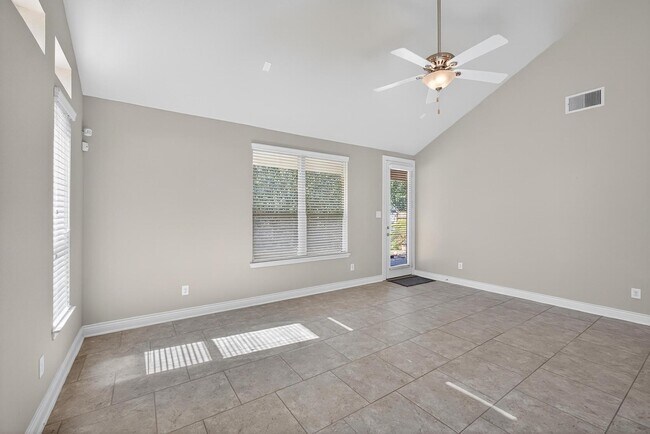 Building Photo - 15303 Westland Gate Dr