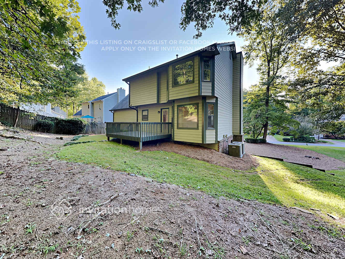 Building Photo - 1371 Willowbrook Dr SW