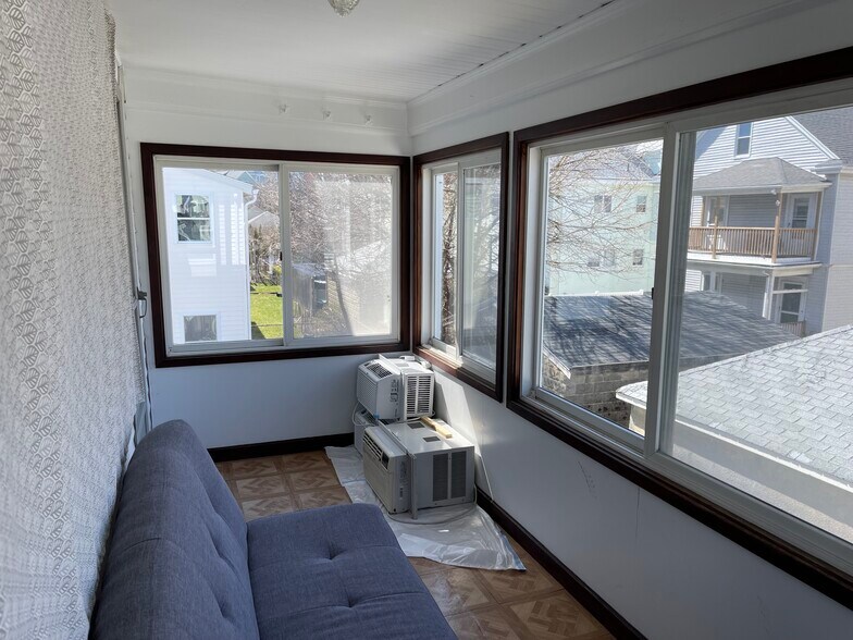 Building Photo - 17 Hosmer St