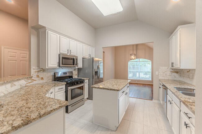 Building Photo - 91 N Willow Point Cir