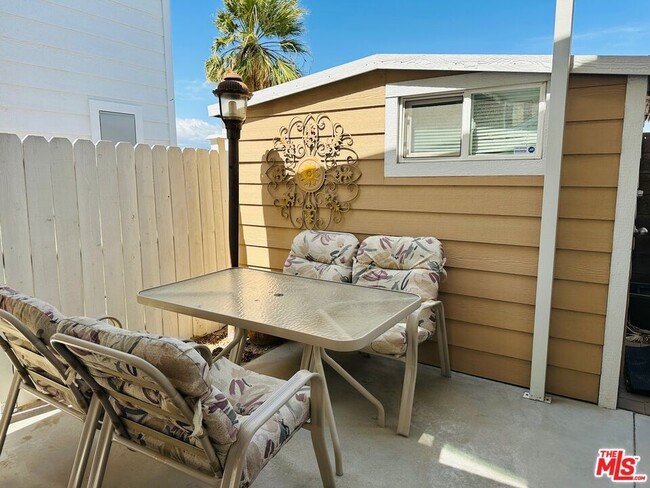 Building Photo - 69333 E Palm Canyon Dr