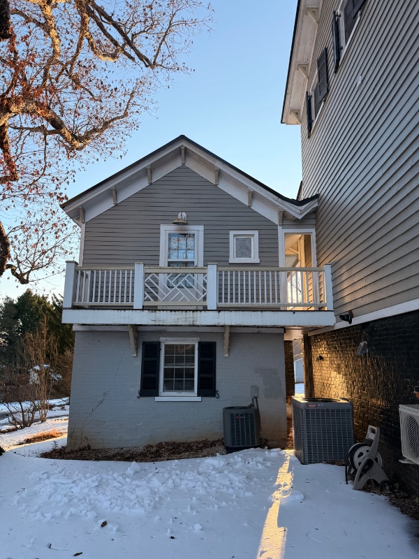 Building Photo - 154 Garland Ave