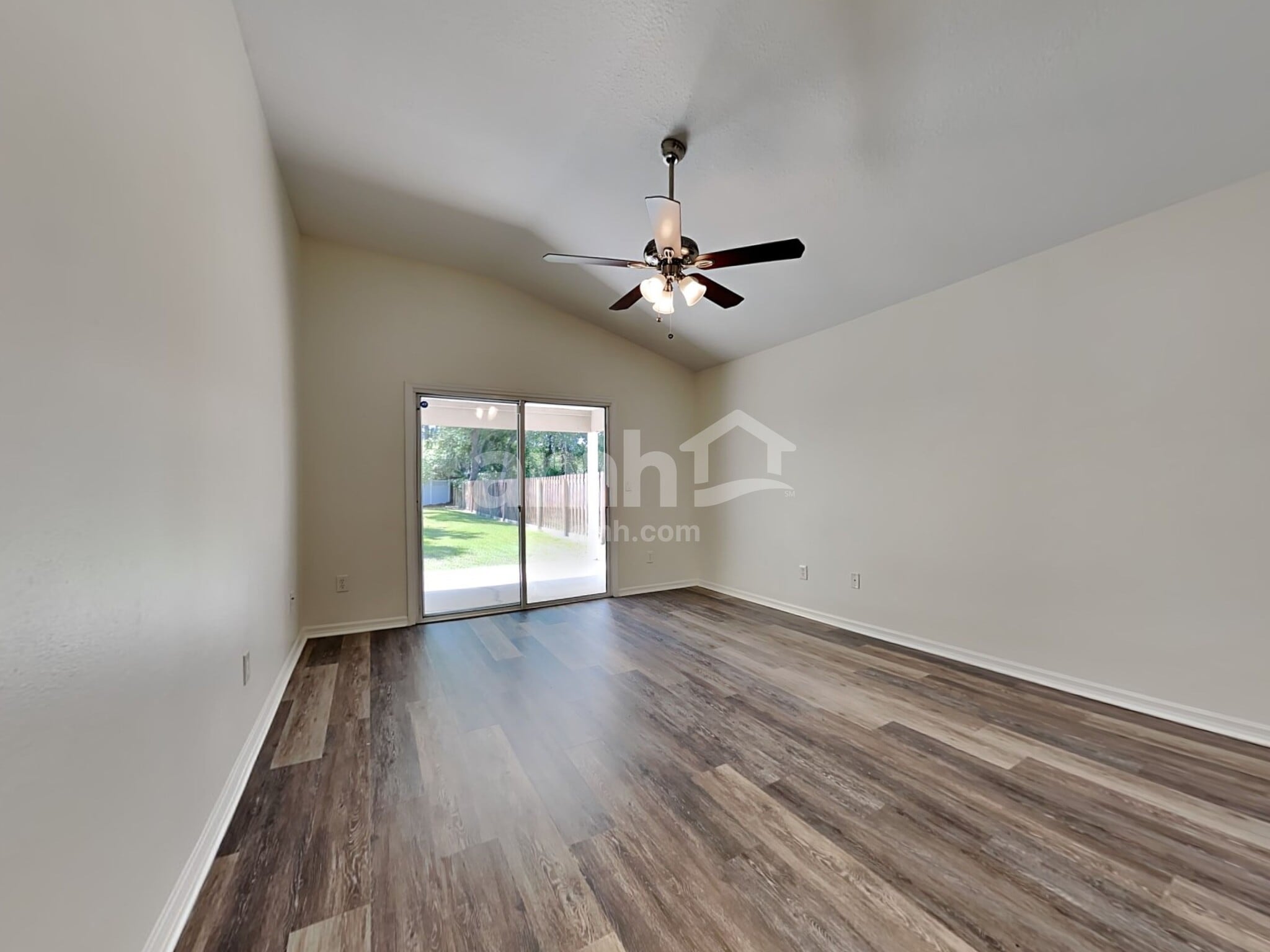 Building Photo - 408 Corklan Ct