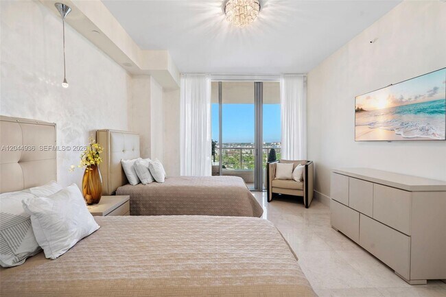 Building Photo - 9705 Collins Ave