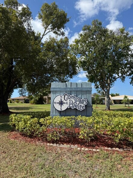 Building Photo - 9311 Lennex Ln