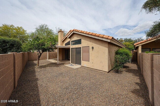 Building Photo - 9429 E Camino Del Santo
