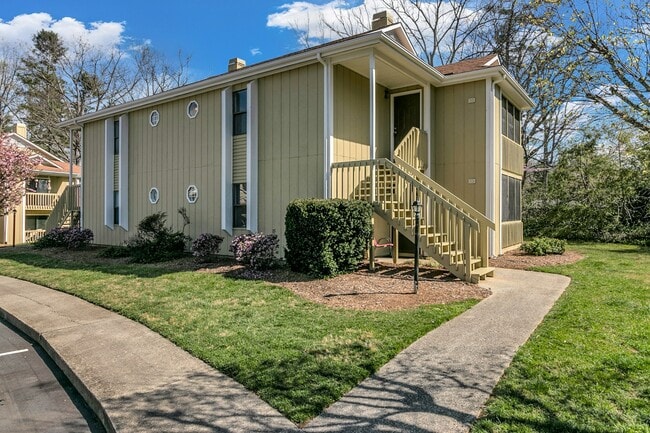 Primary Photo - 110 Heywood Rd