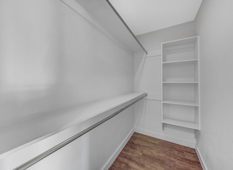 Building Photo - 3320 Robin Ln