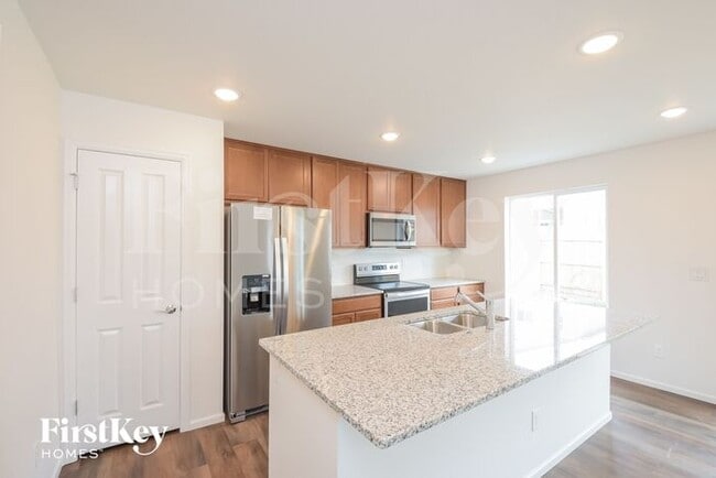 Building Photo - 10537 Luneth Dr