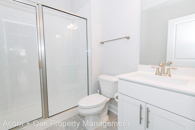 Building Photo - 4 br, 3 bath House - 135 Majestic Peak Dr