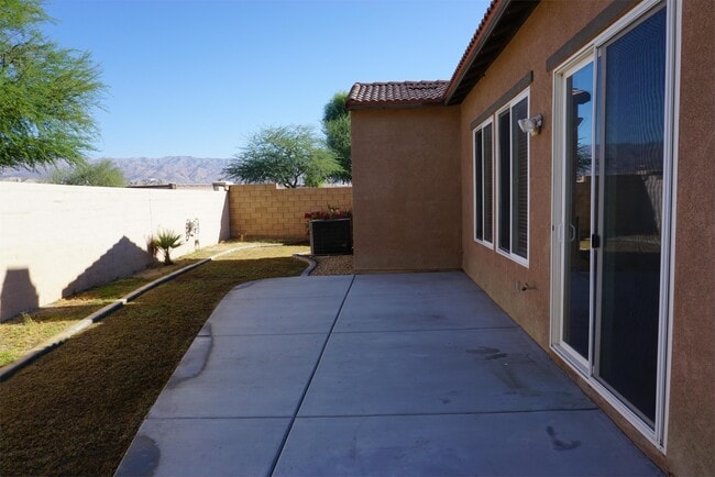 Building Photo - 84030 Colibri Ct