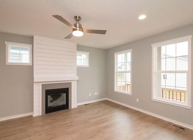 Building Photo - 2697 165th Ln