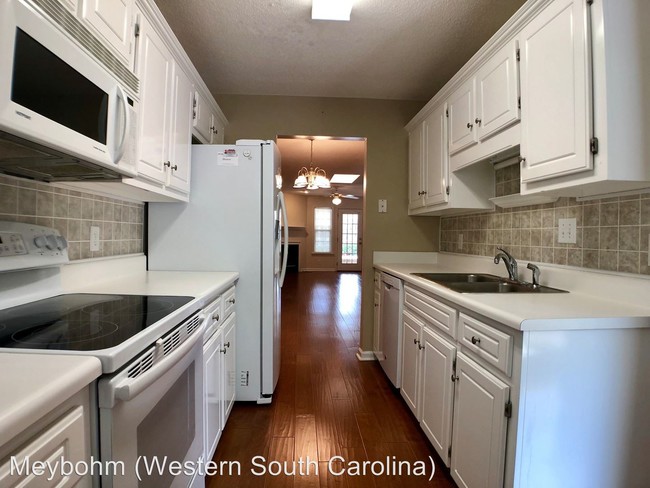 Building Photo - 2 br, 2 bath House - 24 Summit Commons Court