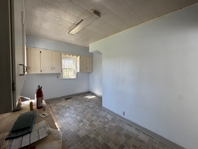 Building Photo - 11131 Union Rd